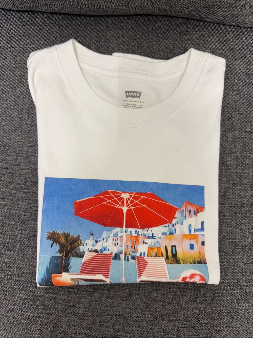 Levi's White Tee with Red Umbrella Seaside Graphic